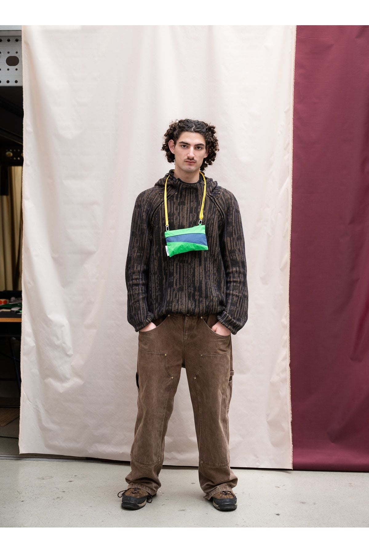 The New Pouch Greenscreen & Dark Patrol Small van SUSAN BIJL | Kids Conceptstore Le Fanfare