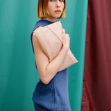 The New Pouch Mono Tone Large van SUSAN BIJL | Kids Conceptstore Le Fanfare