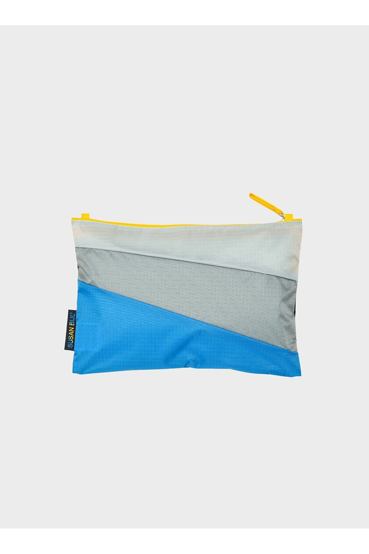 The New Pouch Multi Black Medium van SUSAN BIJL | Kids Conceptstore Le Fanfare