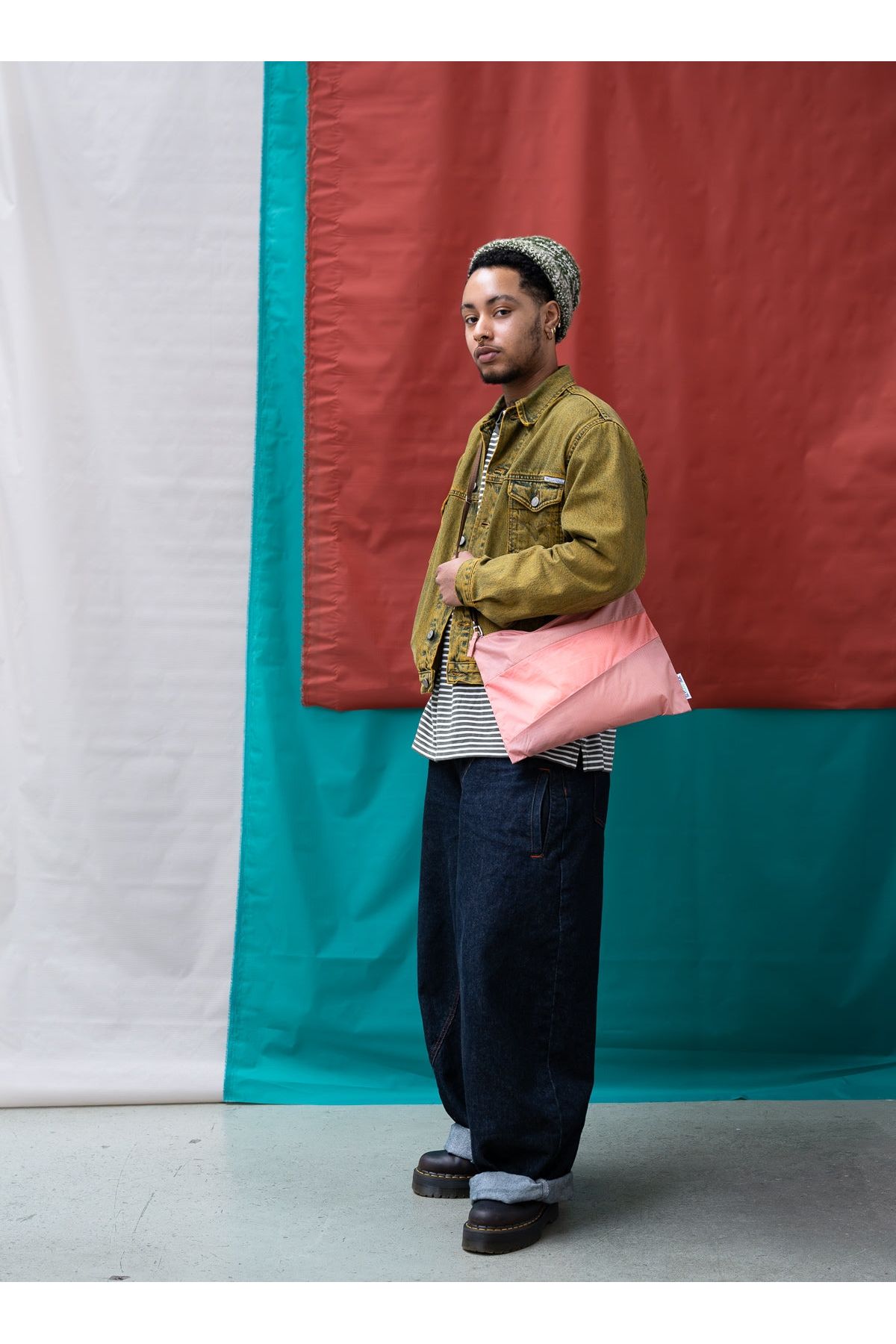 The New Pouch Try & Coral Large van SUSAN BIJL | Kids Conceptstore Le Fanfare