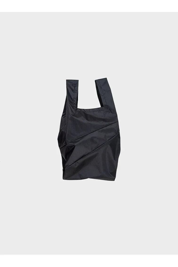 The New Shopping Bag Black & Black Small van SUSAN BIJL | Kids Conceptstore Le Fanfare