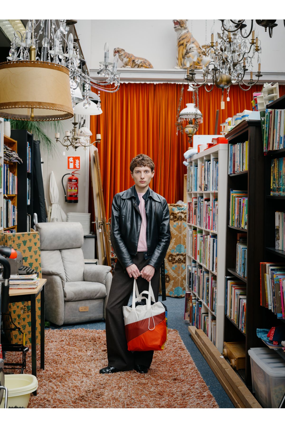 The New Trash Bag Multi Oxyde Medium van SUSAN BIJL | Kids Conceptstore Le Fanfare