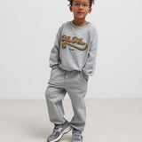 Theos - Double Jersey - Dark Bronze Logo van MarMar Copenhagen | Kids Conceptstore Le Fanfare