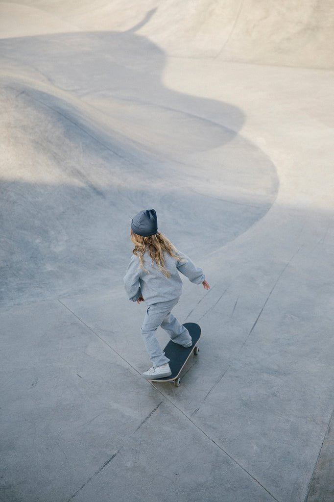 Theos - Double Jersey - Dark Bronze Logo van MarMar Copenhagen | Kids Conceptstore Le Fanfare