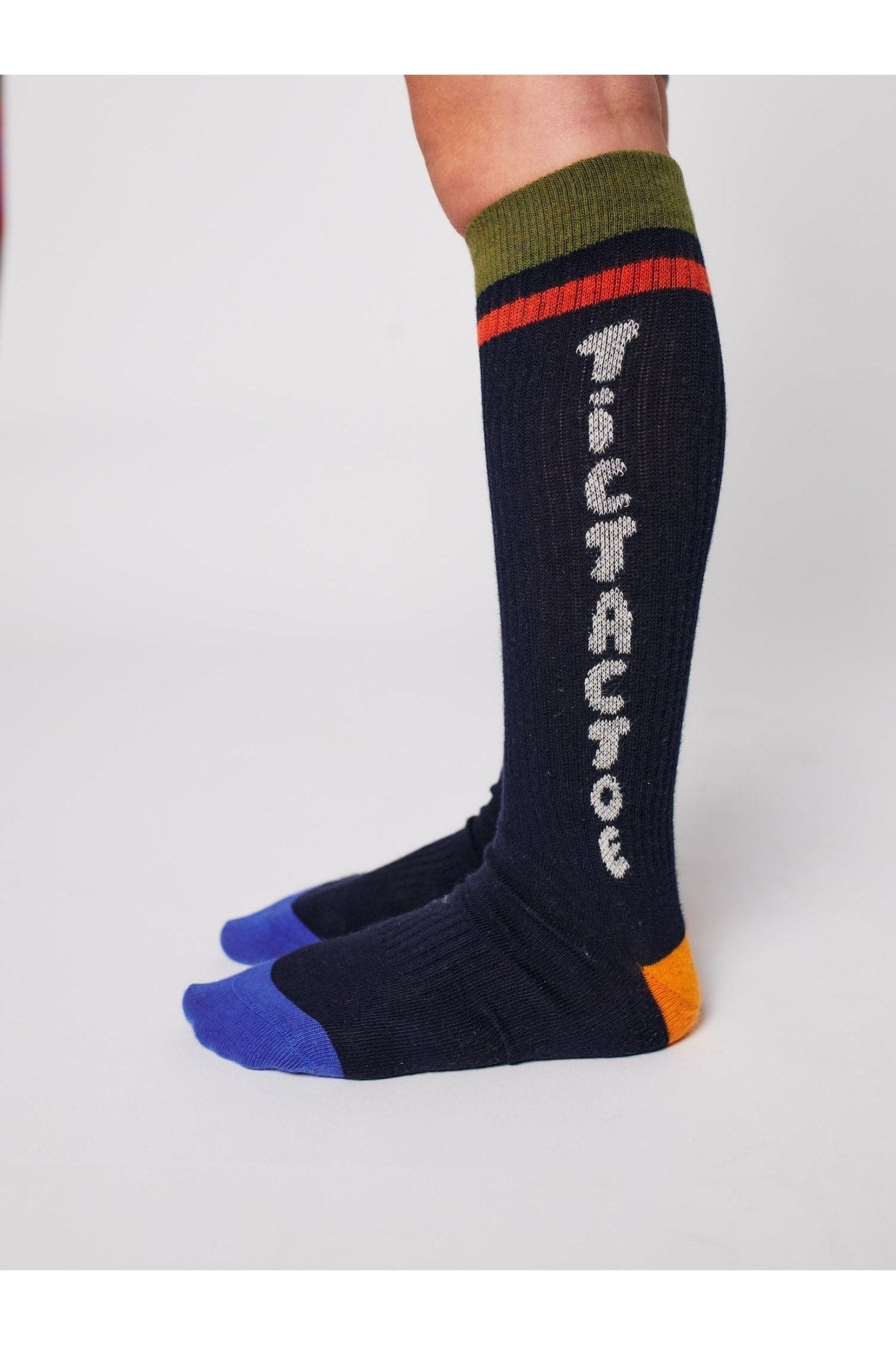 Tic Tac Toe navy extra long socks - Midnight Blue van Bobo Choses | Kids Conceptstore Le Fanfare