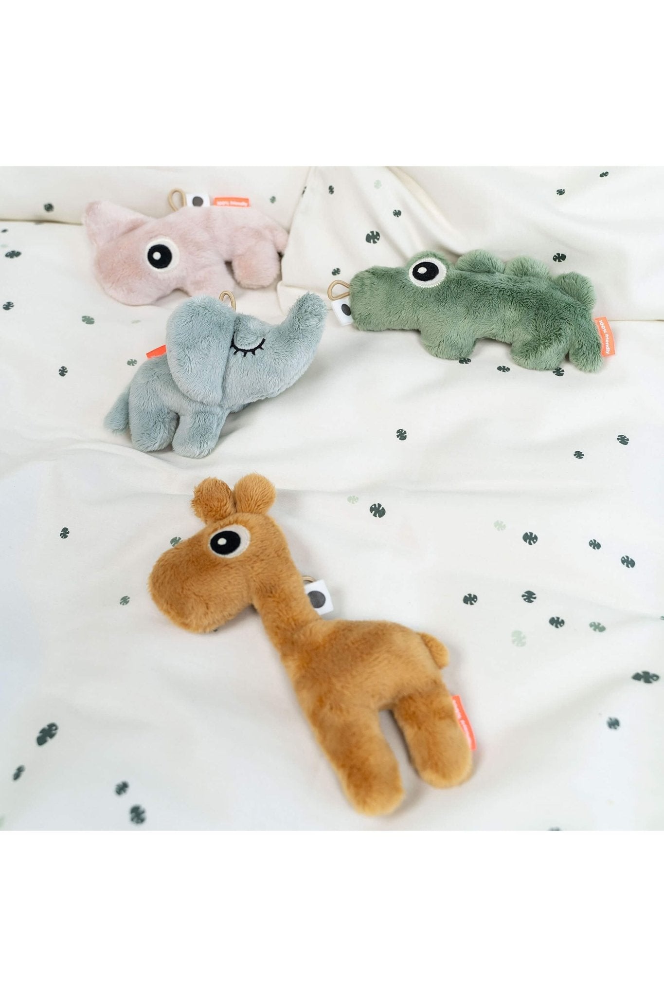 Tiny sensory rattle Nozo Powder van Done by Deer | Kids Conceptstore Le Fanfare