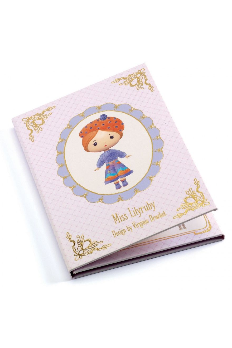 Tinyly - Sticker Aankleedspel - Miss Lilyruby van Djeco | Kids Conceptstore Le Fanfare