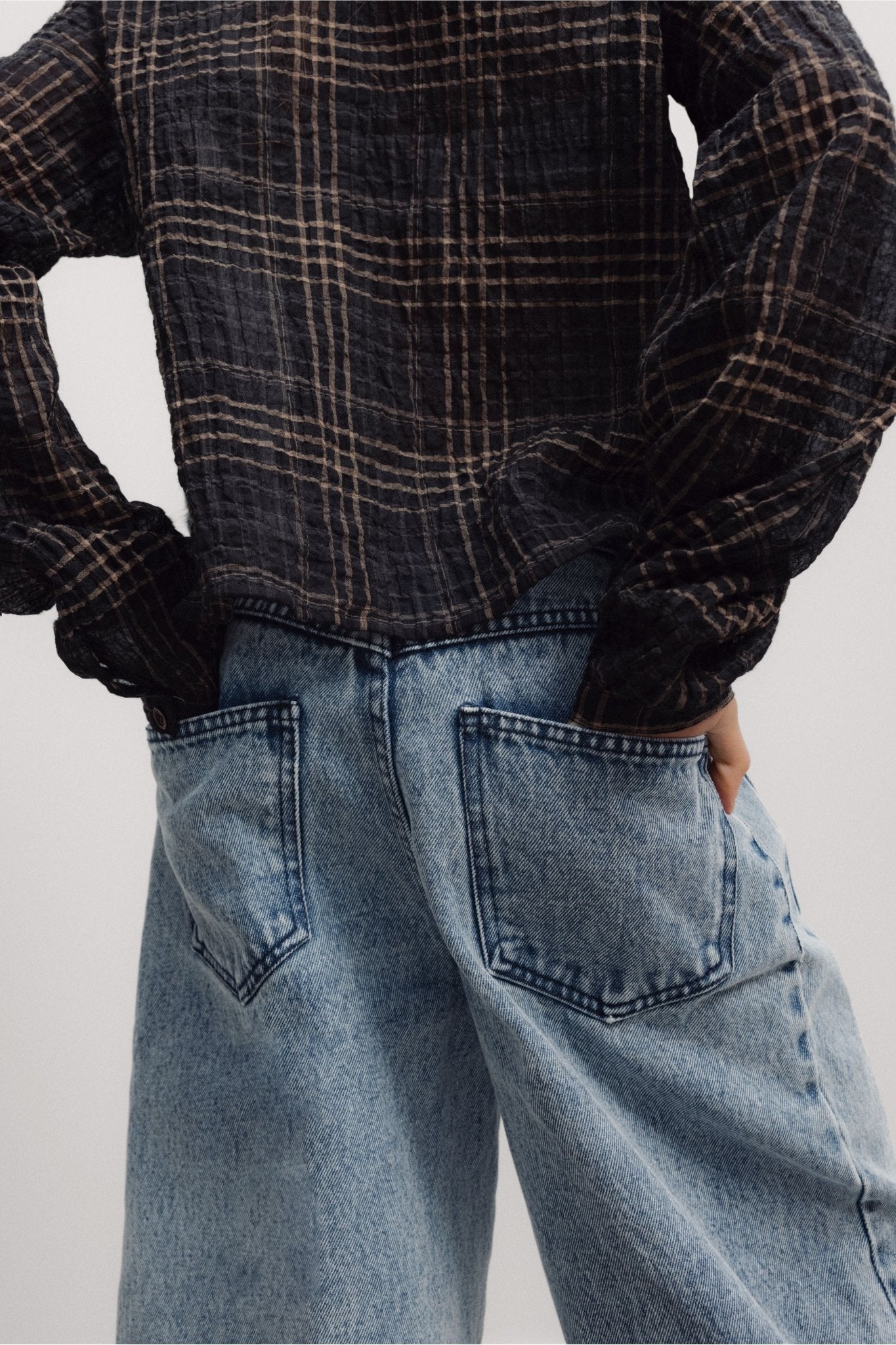 TNS Denim Teen Curved Trouser van The New Society | Kids Conceptstore Le Fanfare