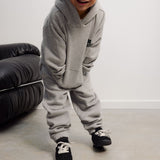 TNS Logo Jogging Mid Grey Melange van The New Society | Kids Conceptstore Le Fanfare
