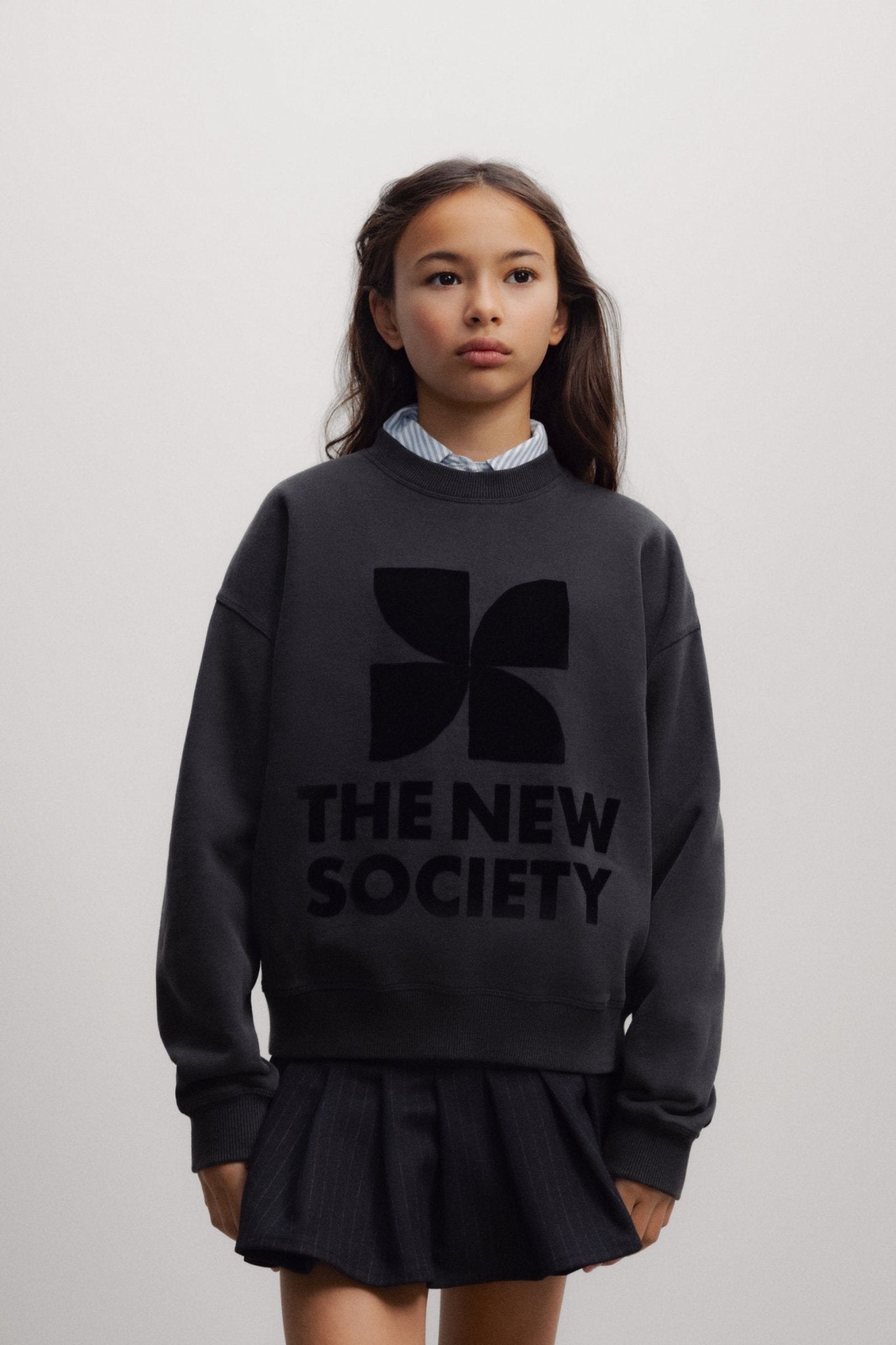 TNS Logo Teen Sweatshirt Moonless Night van The New Society | Kids Conceptstore Le Fanfare