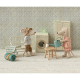 Toothbrush set in bag, Mouse - Blue stripe van Maileg | Kids Conceptstore Le Fanfare