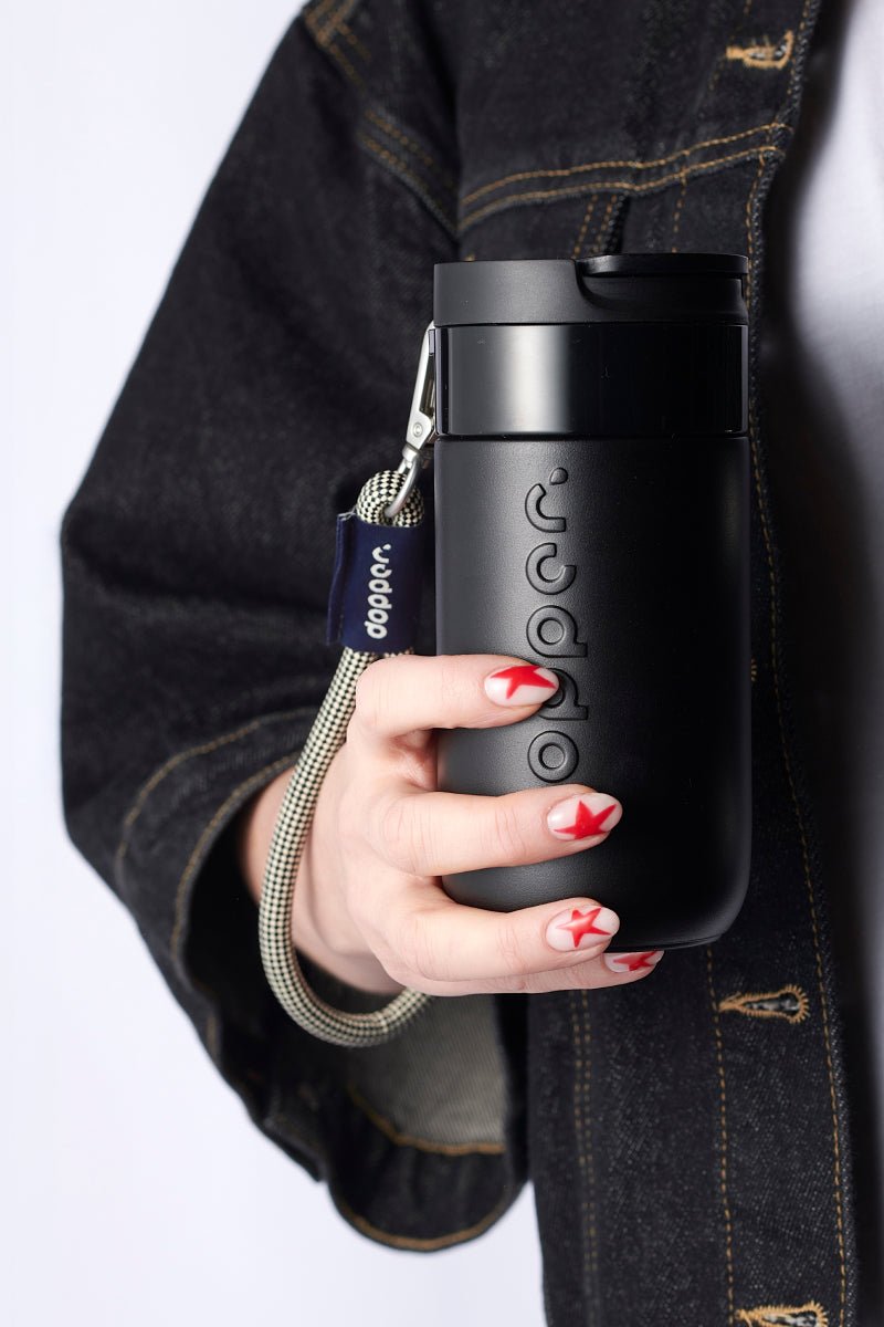 Travel Mug (300 ml) - Blazing Black van Dopper | Kids Conceptstore Le Fanfare