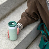 Travel Mug (300 ml) - Forest Green van Dopper | Kids Conceptstore Le Fanfare