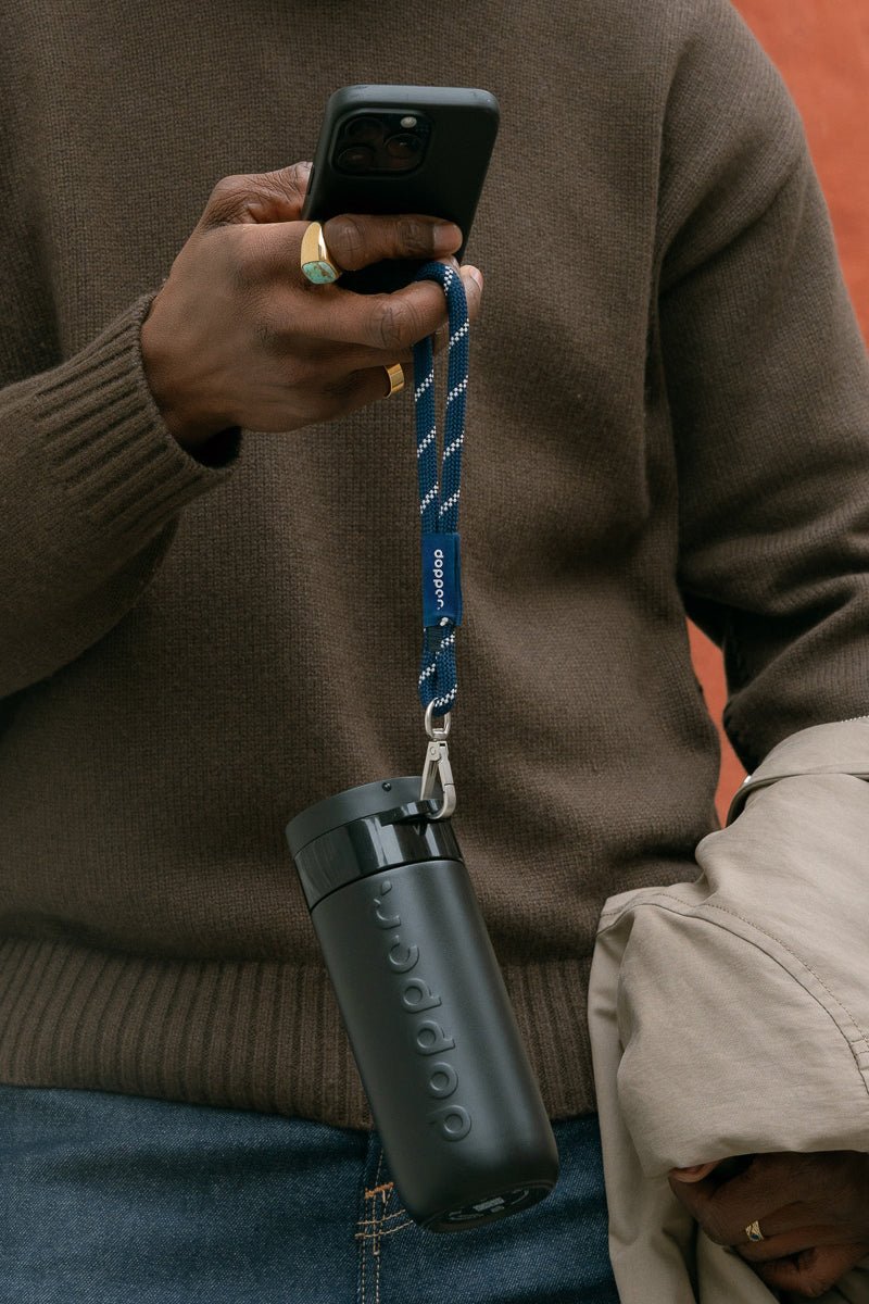 Travel Mug (400 ml) - Blazing Black van Dopper | Kids Conceptstore Le Fanfare
