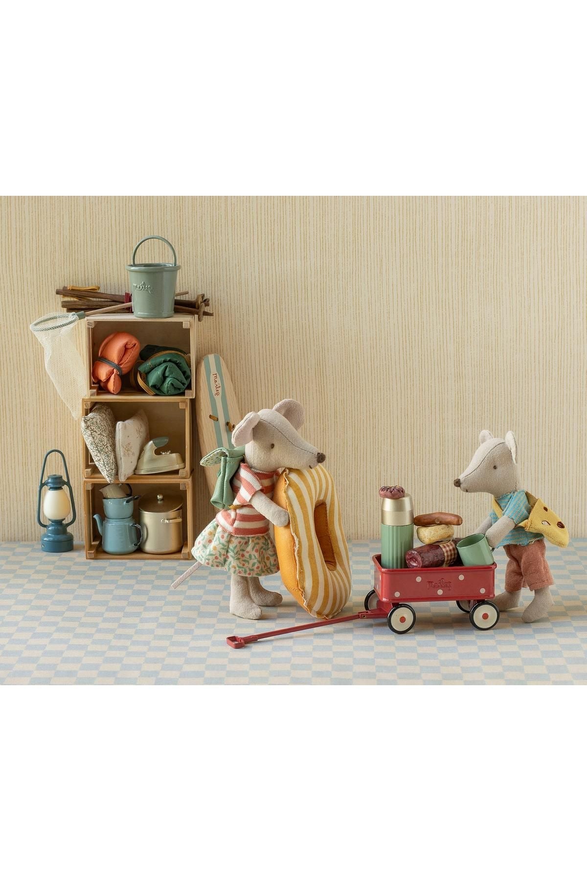 Tricycle mouse, Big sister - Green van Maileg | Kids Conceptstore Le Fanfare