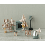 Triplets, Baby mice in matchbox van Maileg | Kids Conceptstore Le Fanfare