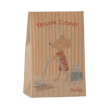 Vacuum cleaner, Mouse - Dark mint van Maileg | Kids Conceptstore Le Fanfare