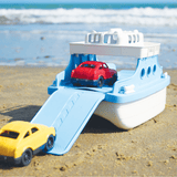 Veerboot met auto's - blauw/wit van Green Toys | Kids Conceptstore Le Fanfare
