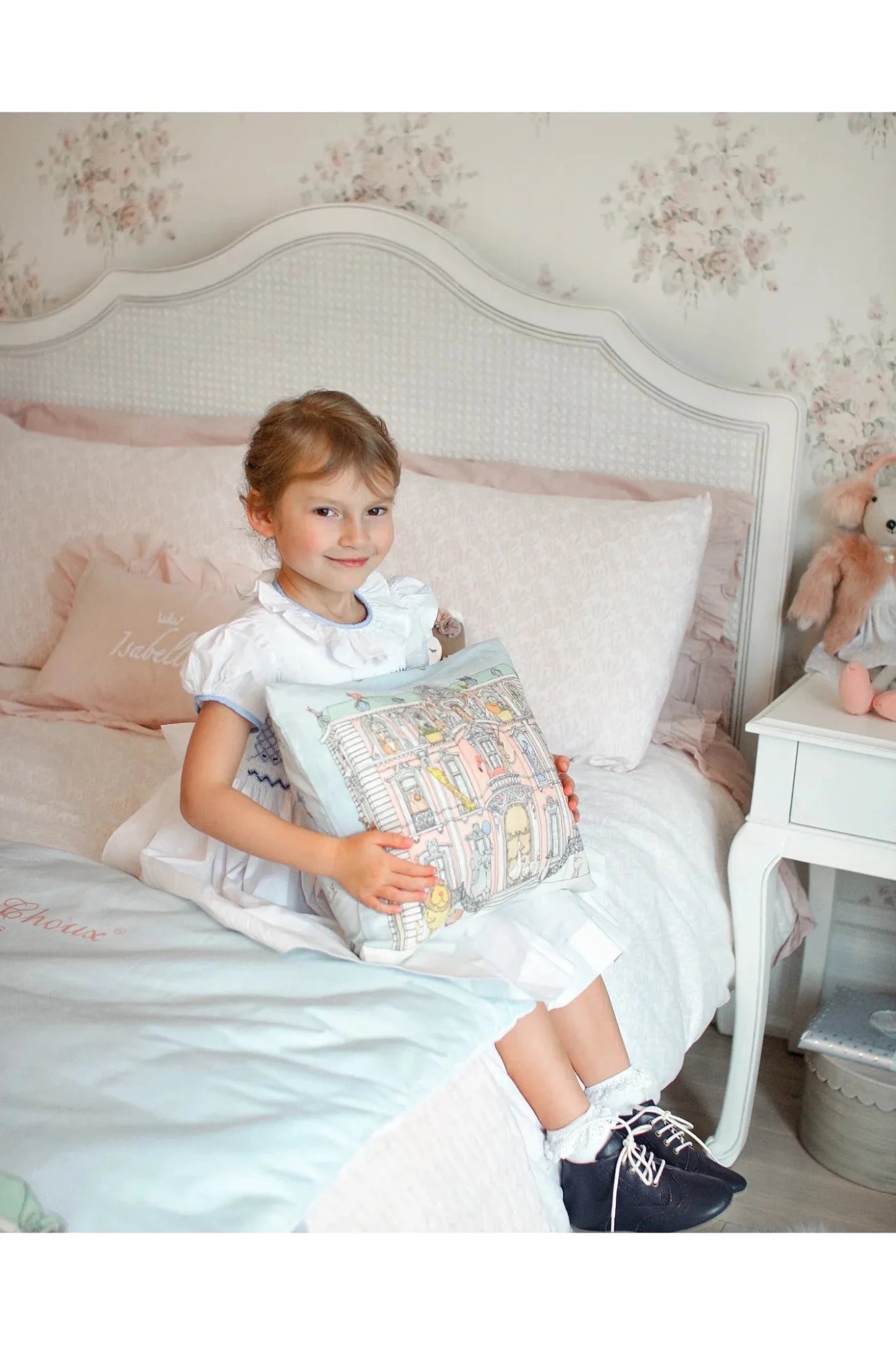 Velour Cushion - Monceau Mansion van Atelier Choux | Kids Conceptstore Le Fanfare