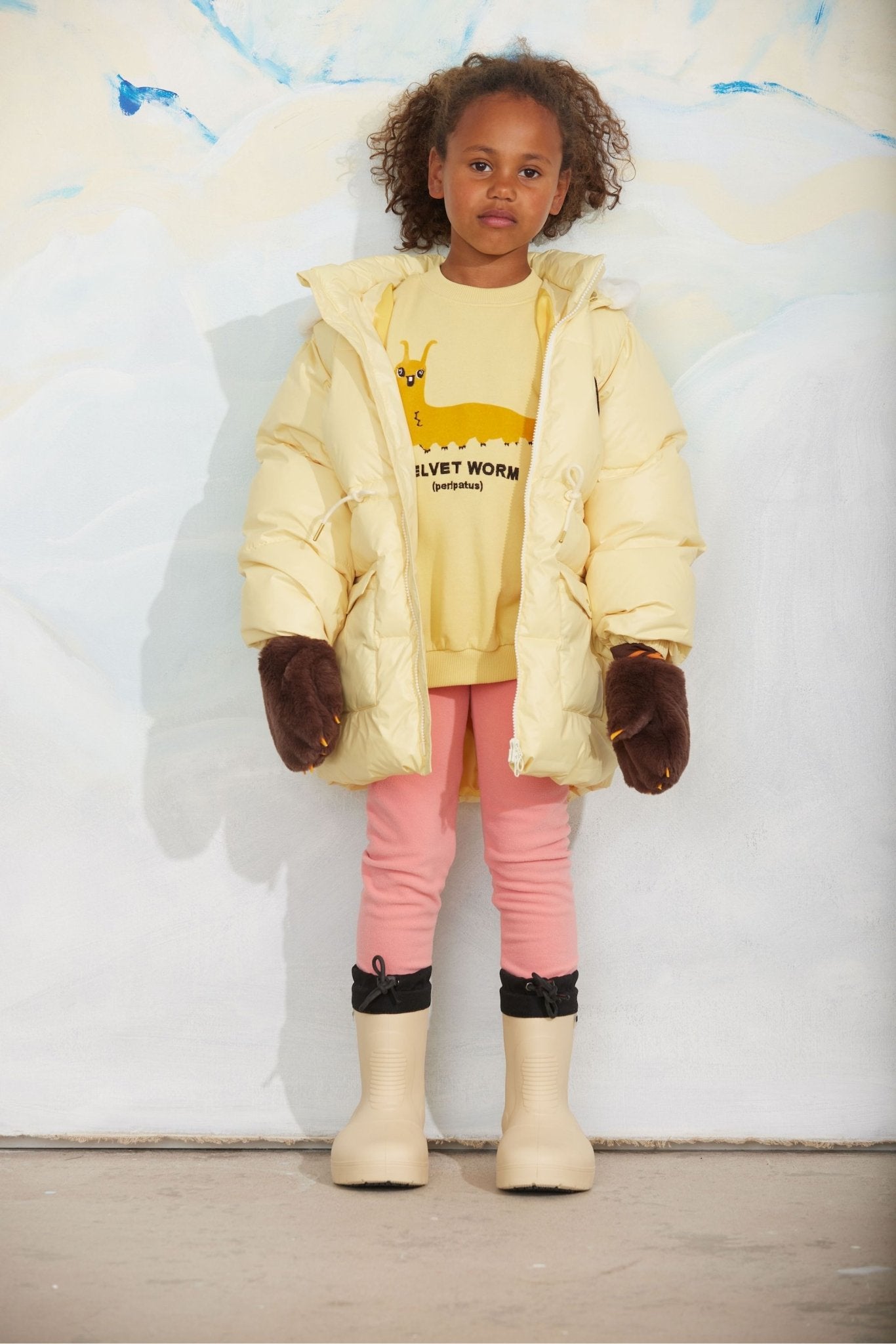 Velvet worm sp sweatshirt - Yellow van Mini Rodini | Kids Conceptstore Le Fanfare