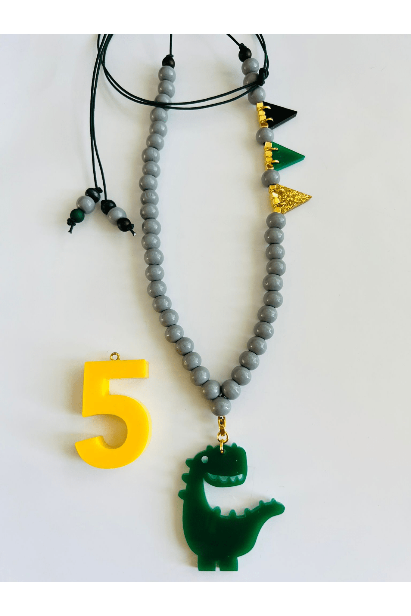 Verjaardagsketting Geel van ByMelo | Kids Conceptstore Le Fanfare