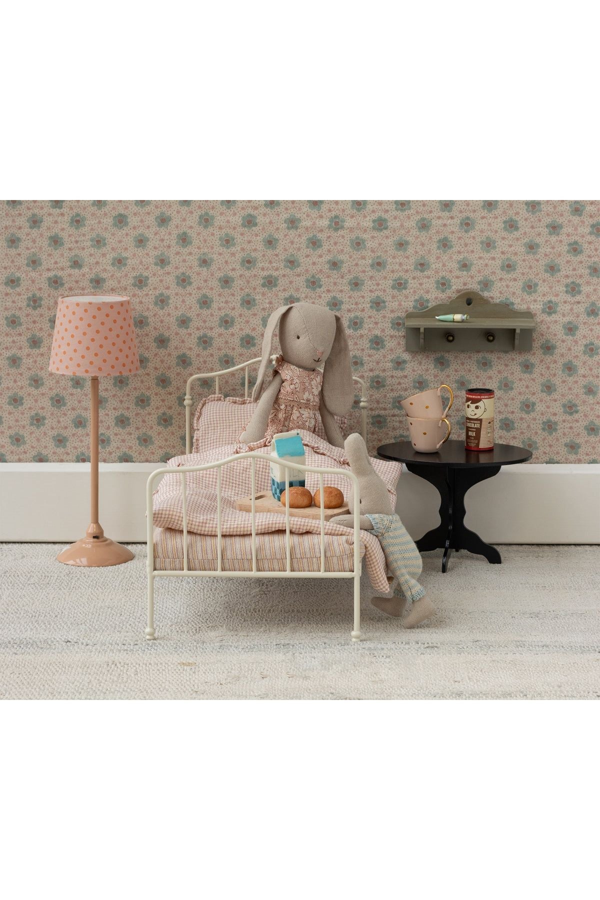 Vintage bed, Miniature - purple van Maileg | Kids Conceptstore Le Fanfare