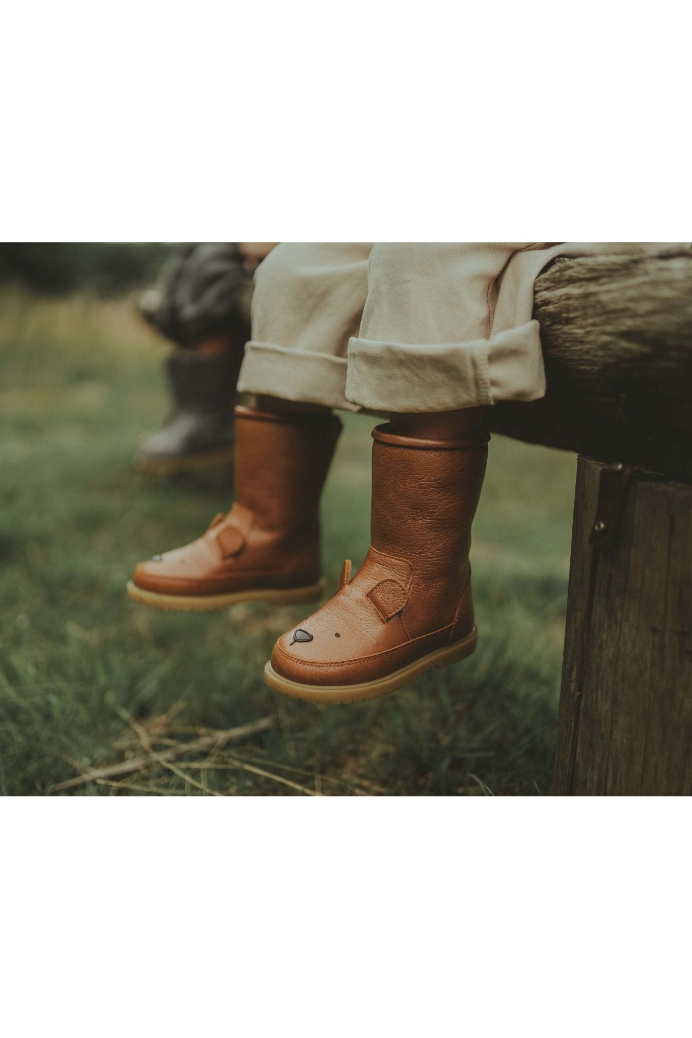 Wadudu Classic Lining - Bear Cognac Leather van Donsje Amsterdam | Kids Conceptstore Le Fanfare