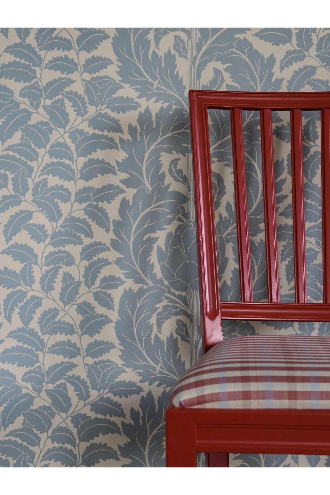 Wallpaper Artichoke - Eggshell Blue van Långelid / von Brömssen | Kids Conceptstore Le Fanfare