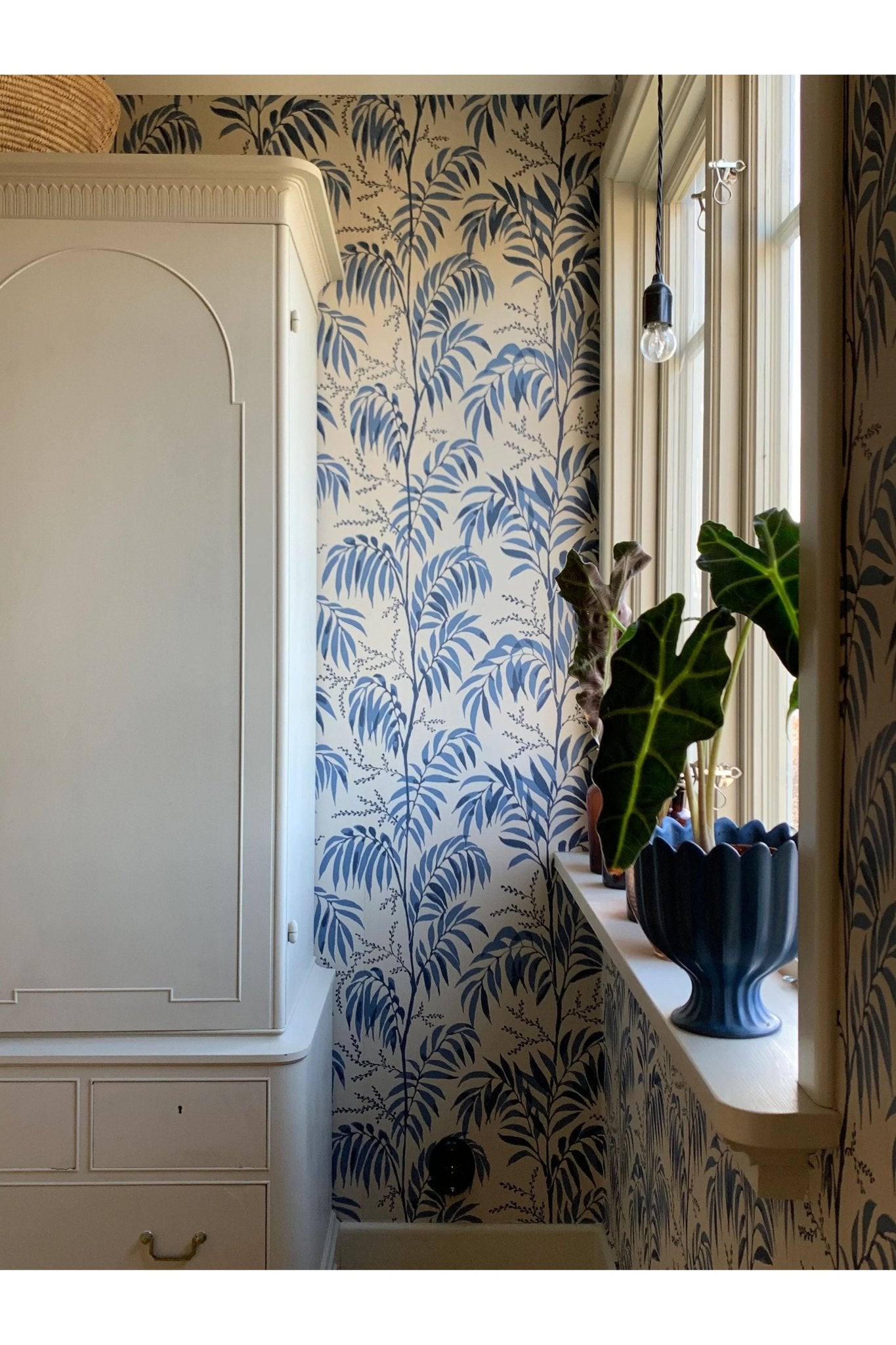 Wallpaper Casablanca Afternoon - Indigo van Långelid / von Brömssen | Kids Conceptstore Le Fanfare