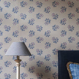 Wallpaper Edelweiss - Coral Sand van Långelid / von Brömssen | Kids Conceptstore Le Fanfare