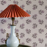 Wallpaper Edelweiss - Rose Taupe van Långelid / von Brömssen | Kids Conceptstore Le Fanfare