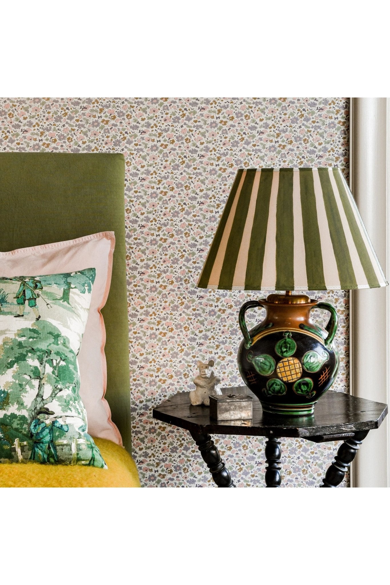 Wallpaper Floral Dance - Mauve van Långelid / von Brömssen | Kids Conceptstore Le Fanfare