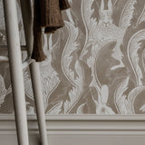 Wallpaper Hares In Hiding - Taupe van Långelid / von Brömssen | Kids Conceptstore Le Fanfare