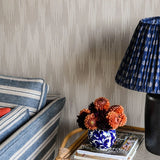 Wallpaper Ikat - Linen van Långelid / von Brömssen | Kids Conceptstore Le Fanfare