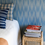 Wallpaper Ikat - Smokey Blue van Långelid / von Brömssen | Kids Conceptstore Le Fanfare