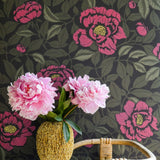 Wallpaper My Peony Garden - Pink van Långelid / von Brömssen | Kids Conceptstore Le Fanfare