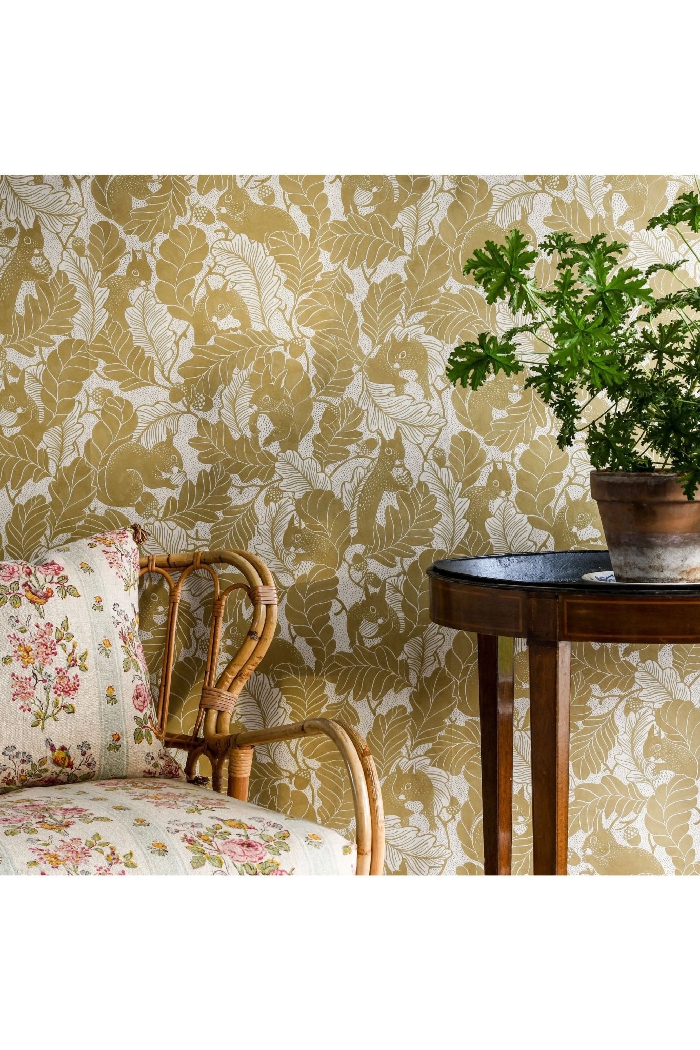 Wallpaper Oak Tree Tails - Golden Sand van Långelid / von Brömssen | Kids Conceptstore Le Fanfare