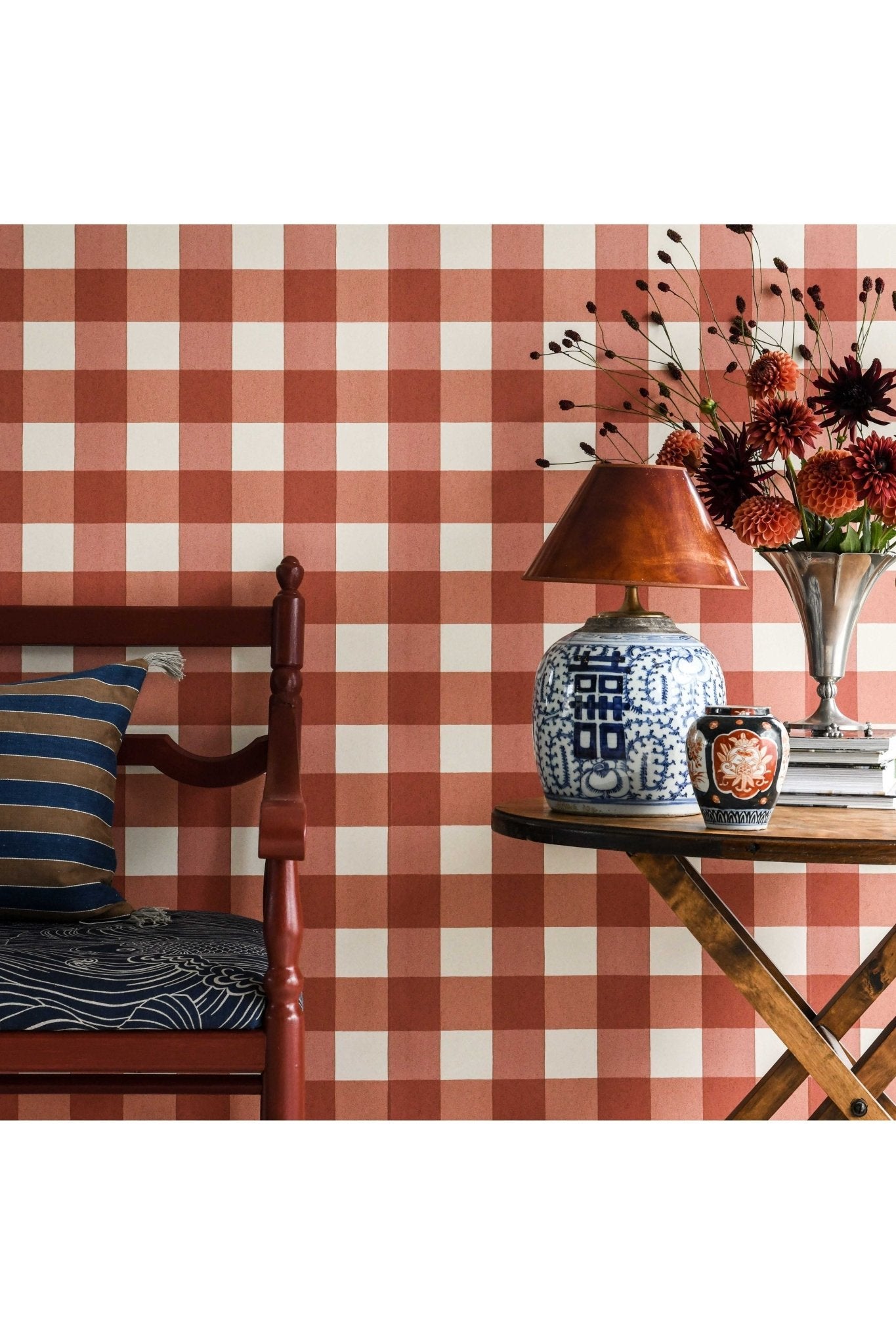 Wallpaper Picknick - Brick Red van Långelid / von Brömssen | Kids Conceptstore Le Fanfare