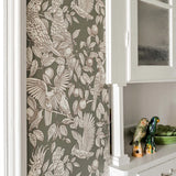 Wallpaper Talk About Cockatoos - Sage Green van Långelid / von Brömssen | Kids Conceptstore Le Fanfare
