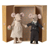 Wedding mice couple in box, Mum and Dad van Maileg | Kids Conceptstore Le Fanfare
