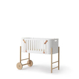 Wood Co-sleeper incl. bench conversion, 42x82 cm, white/oak van Oliver Furniture | Kids Conceptstore Le Fanfare