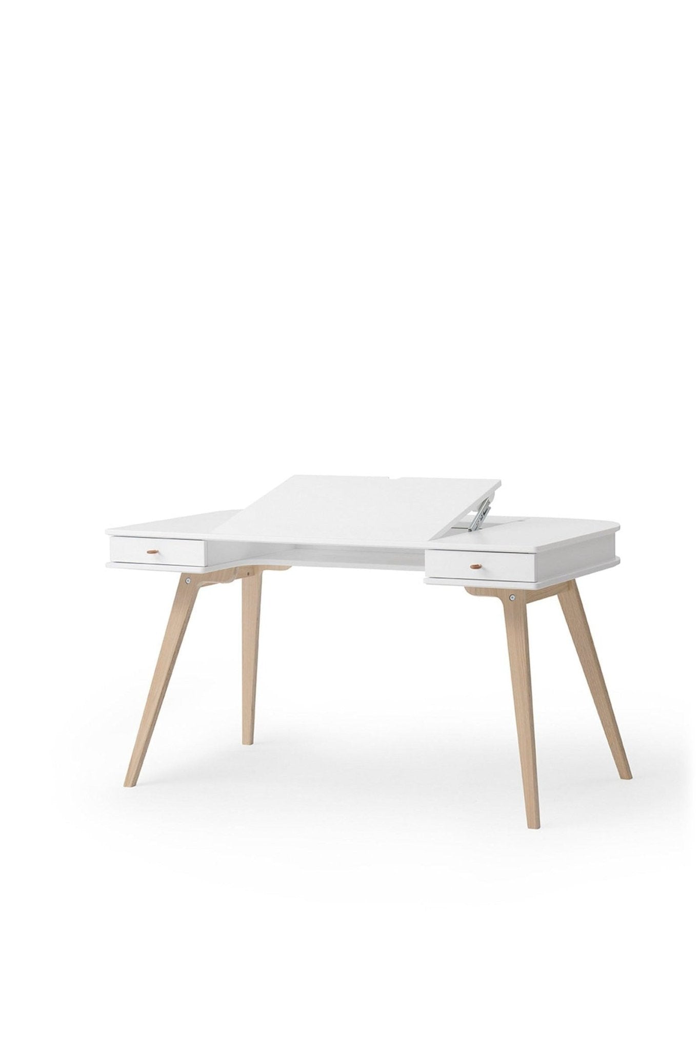 Wood Desk 66 cm, white/oak van Oliver Furniture | Kids Conceptstore Le Fanfare