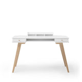 Wood Desk 72,6 cm, white/oak van Oliver Furniture | Kids Conceptstore Le Fanfare