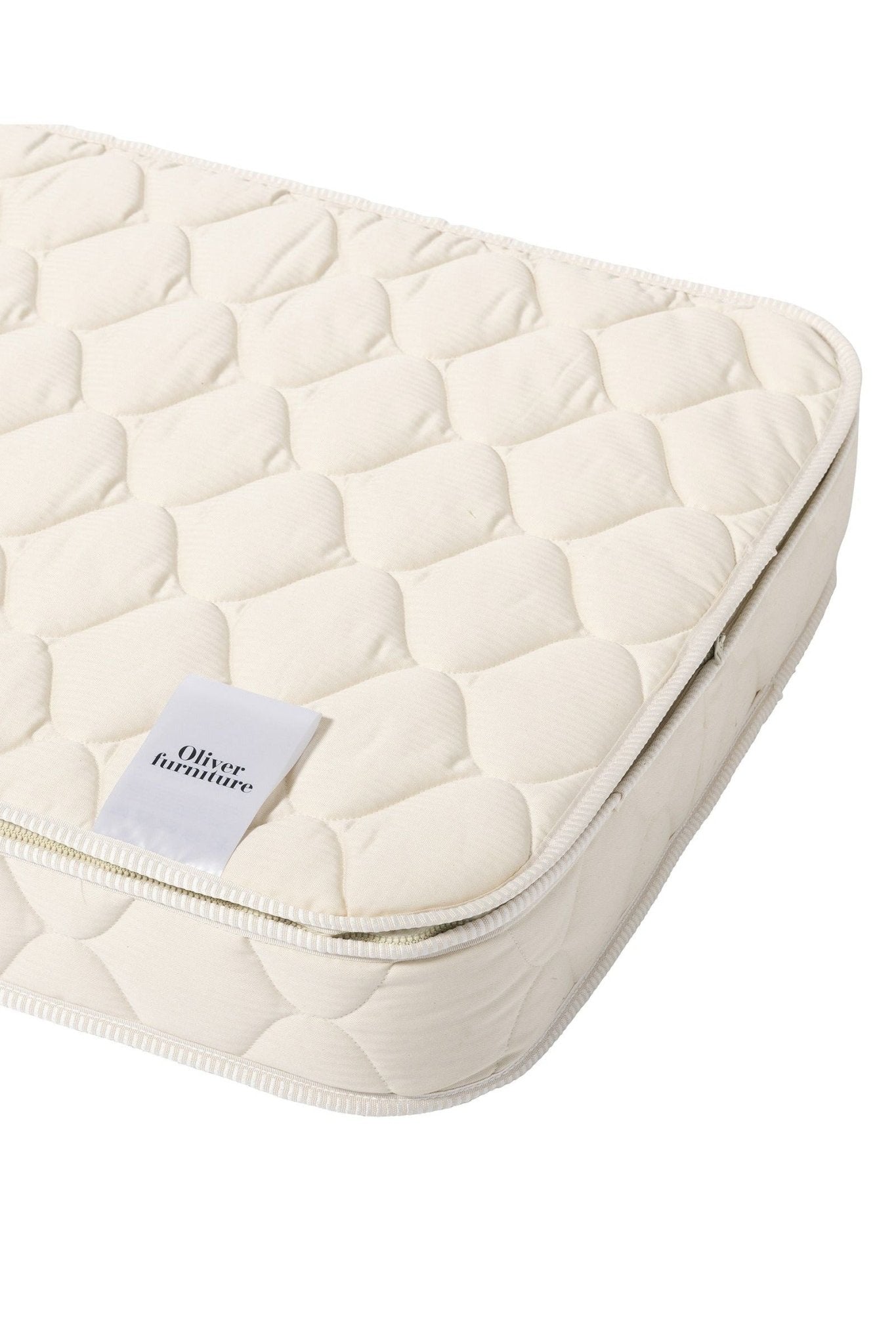 Wood Mattress, Mini+ (122 cm) van Oliver Furniture | Kids Conceptstore Le Fanfare