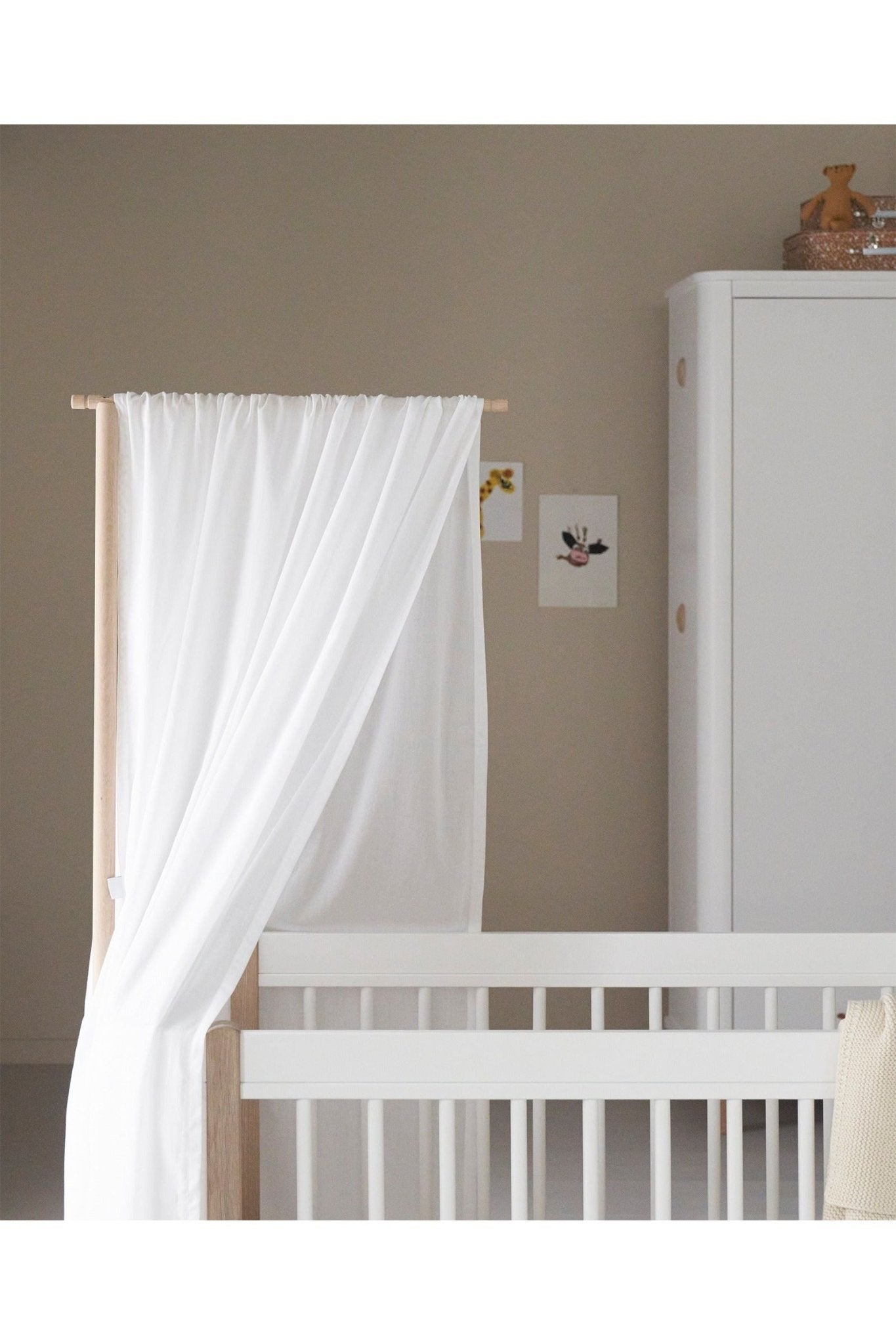 Wood Mini+ bed canopy, white van Oliver Furniture | Kids Conceptstore Le Fanfare