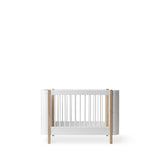 Wood Mini+ cot bed excl. junior kit, 68x122 cm, white/oak van Oliver Furniture | Kids Conceptstore Le Fanfare
