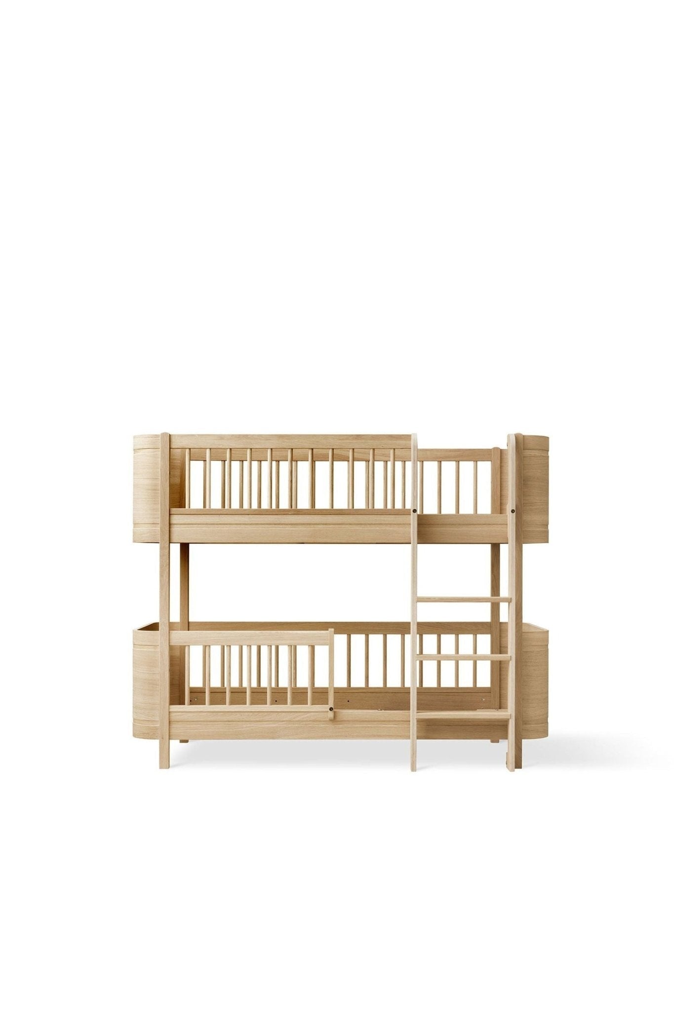 Wood Mini+ low bunk bed, 68x162cm, oak - new van Oliver Furniture | Kids Conceptstore Le Fanfare