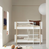 Wood Mini+ low bunk bed, 68x162cm, white/oak van Oliver Furniture | Kids Conceptstore Le Fanfare