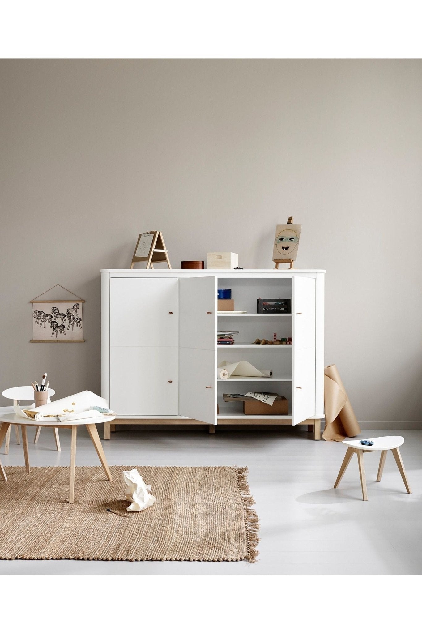 Wood Multi cupboard 3 doors, white/oak van Oliver Furniture | Kids Conceptstore Le Fanfare