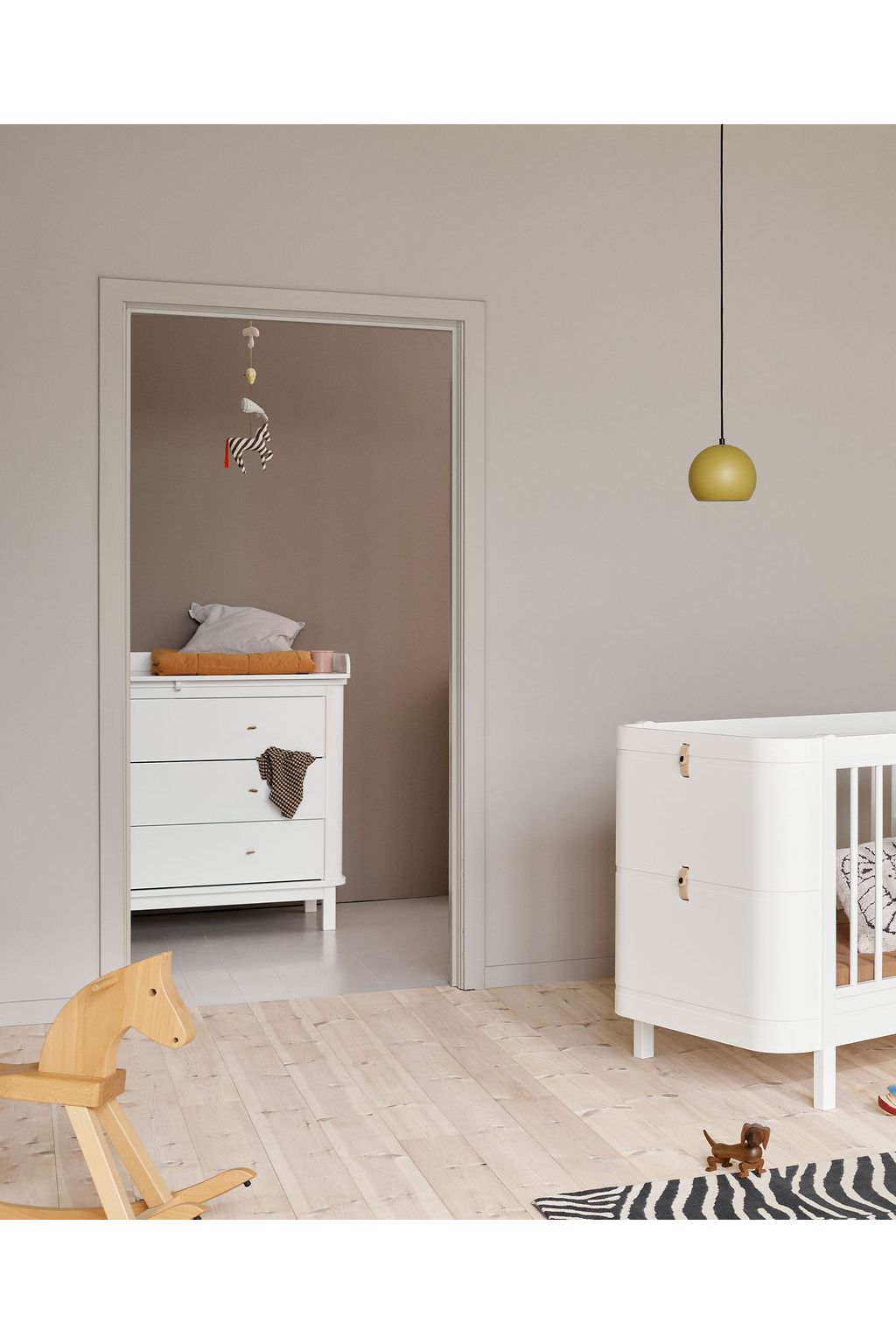 Wood nursery dresser 3 drawers, white van Oliver Furniture | Kids Conceptstore Le Fanfare